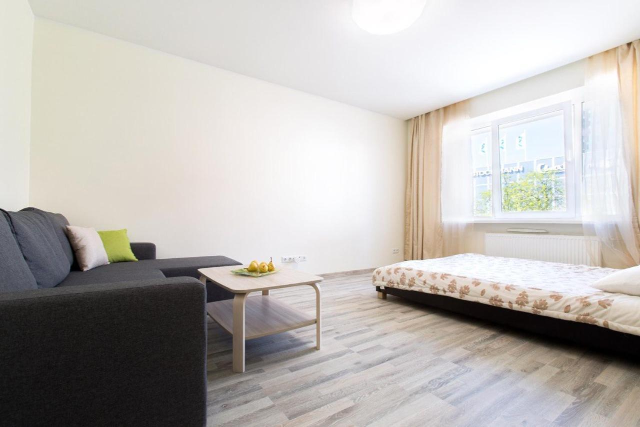 Sunny Apartment Near Bus Station Tallinn Exteriör bild